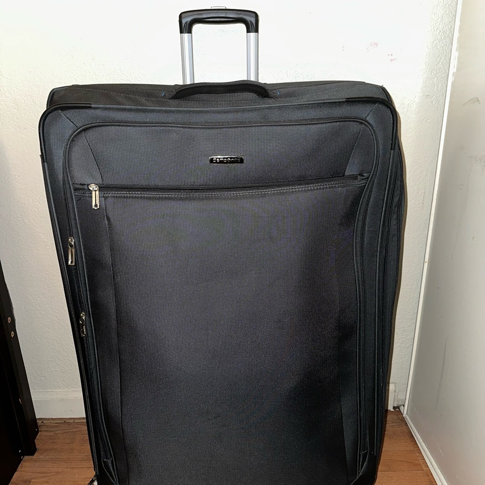 Samsonite Black Men's Travel Bag